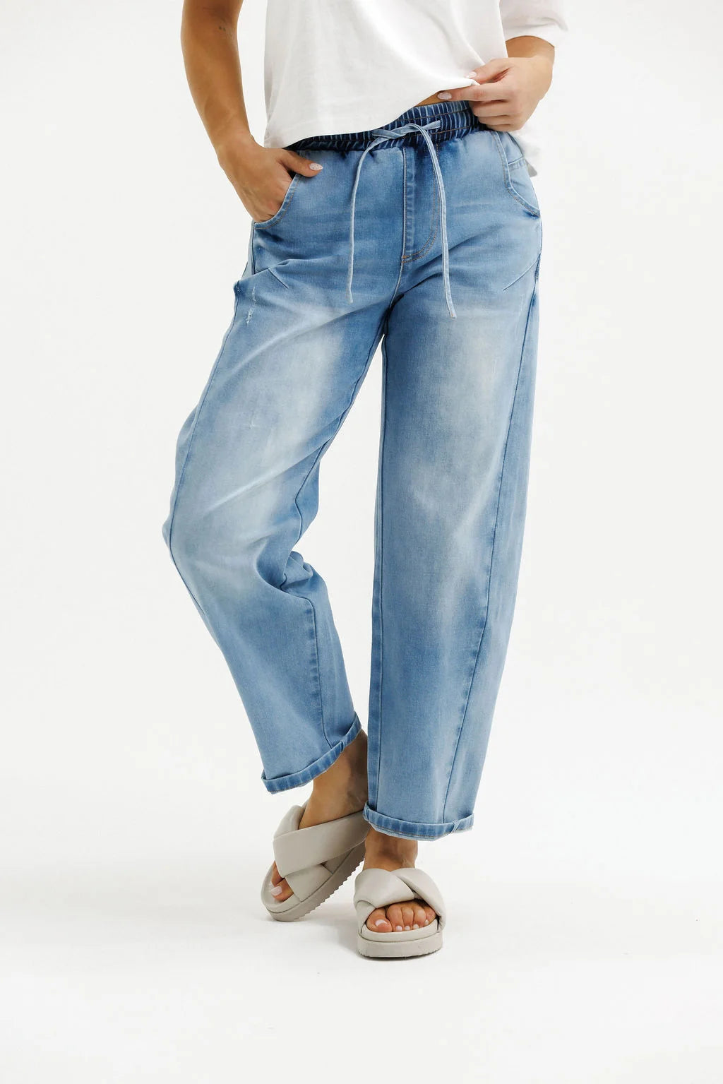 Homelee Barrel Jeans