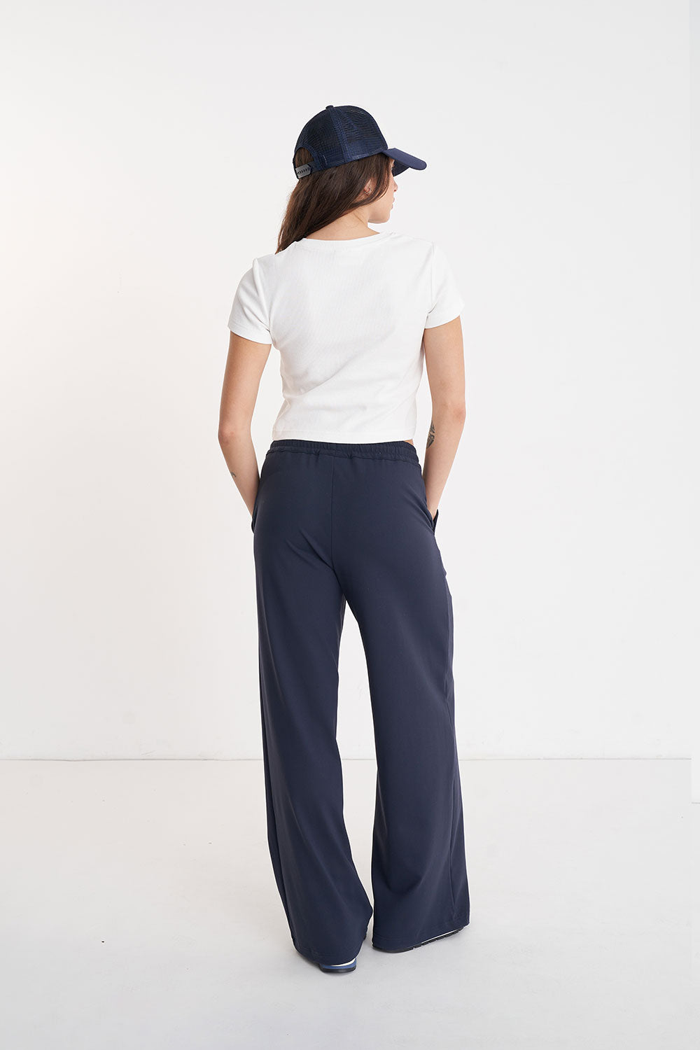 Huffer Straight Leg Trackpant