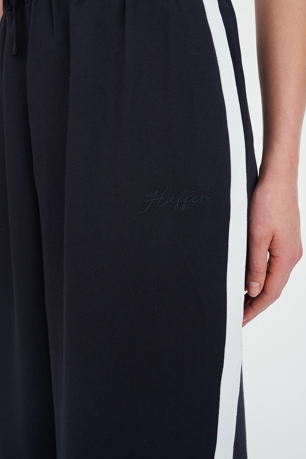 Huffer Off Duty Pant - Black or Navy